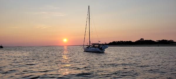 Island-packet 380 image