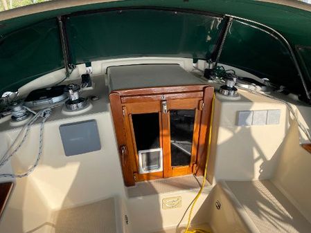 Island-packet 380 image