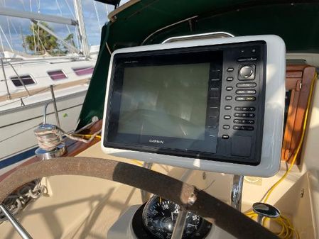 Island-packet 380 image