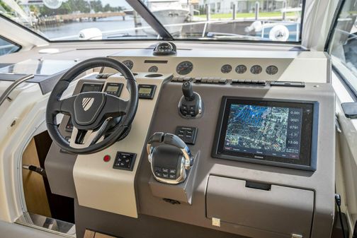 Fairline Targa 48 Open image