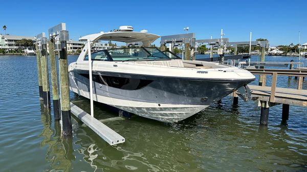 Sea Ray 400 SLX-OB