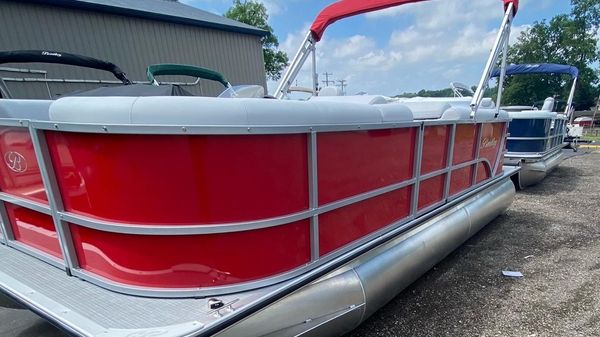 Bentley Pontoons 200 LE