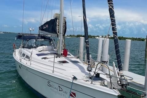 Hunter 50 Aft Cockpit image