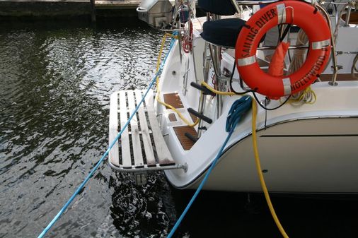 Hunter 50 Aft Cockpit image