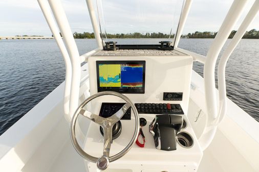 Pair-customs 28-CENTER-CONSOLE image