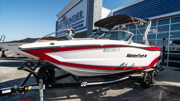 Mastercraft XT22