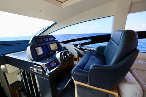 Pershing 70 image