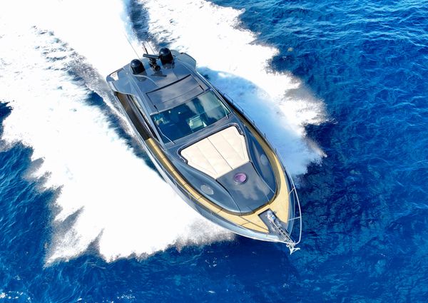 Pershing 70 image