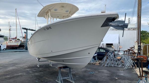 Cobia 277 Center Console 