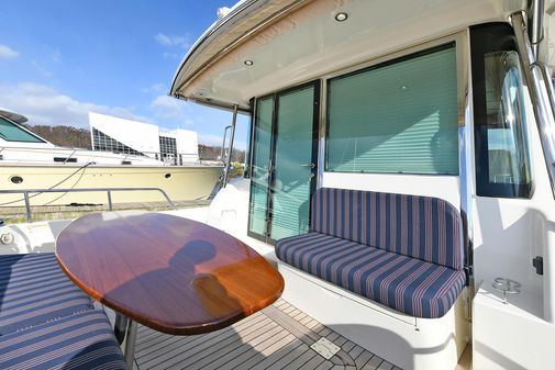 Sabre 48 Salon Express image