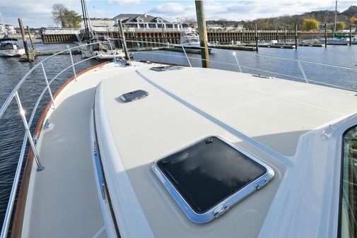 Sabre 48 Salon Express image