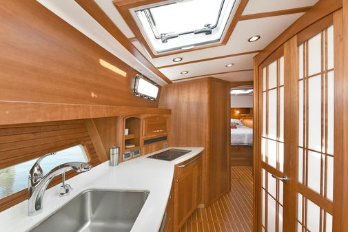 Sabre 48 Salon Express image