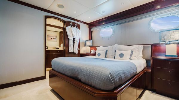 Trinity Yachts Raised Pilothouse image