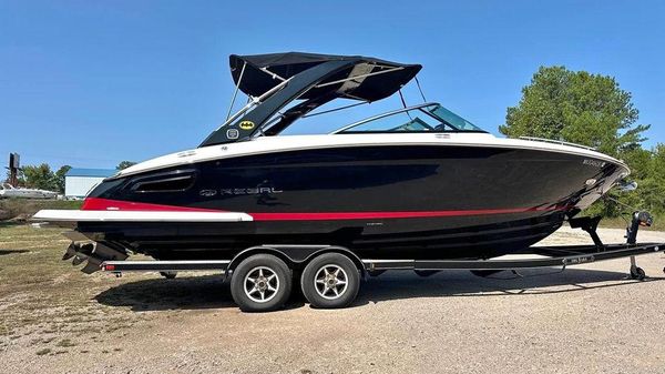 Regal 2800 Bowrider 