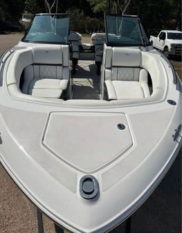 Regal 2800-BOWRIDER image