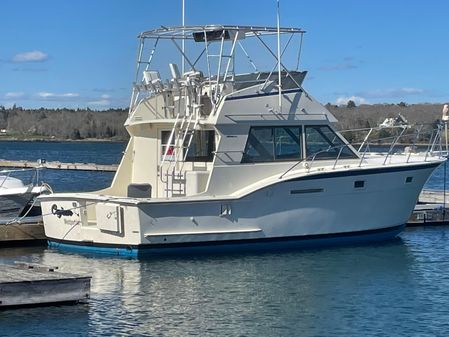 Hatteras 37-CONVERTIBLE image