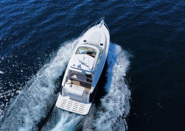 Tiara Yachts 4500 Sovran image