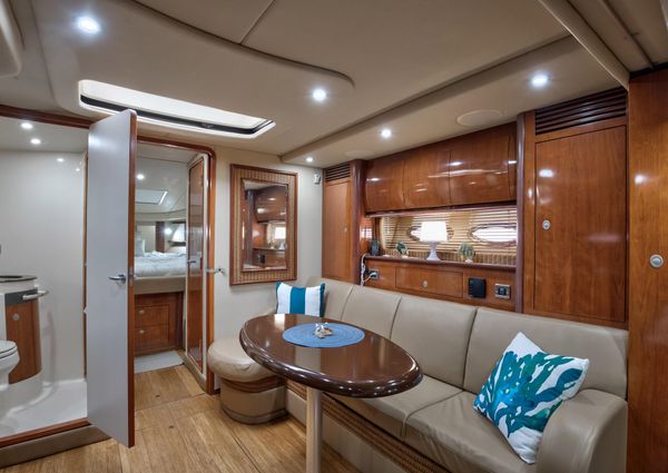 Sea Ray 390 Sundancer image