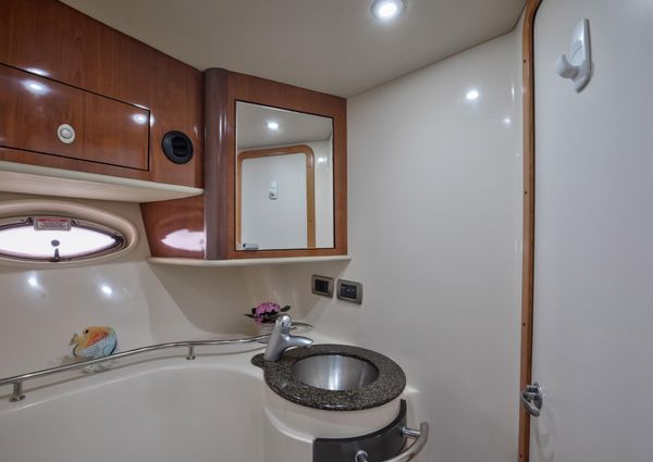 Sea Ray 390 Sundancer image