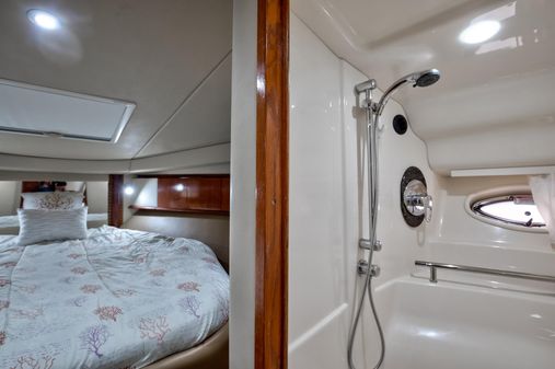 Sea Ray 390 Sundancer image