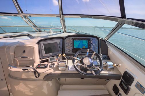 Sea Ray 390 Sundancer image