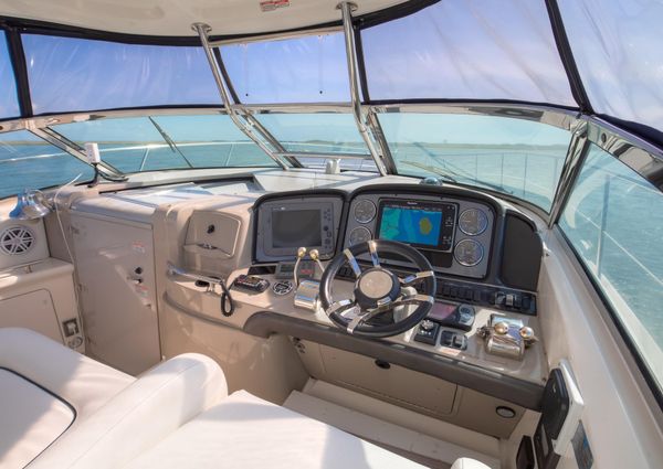 Sea Ray 390 Sundancer image