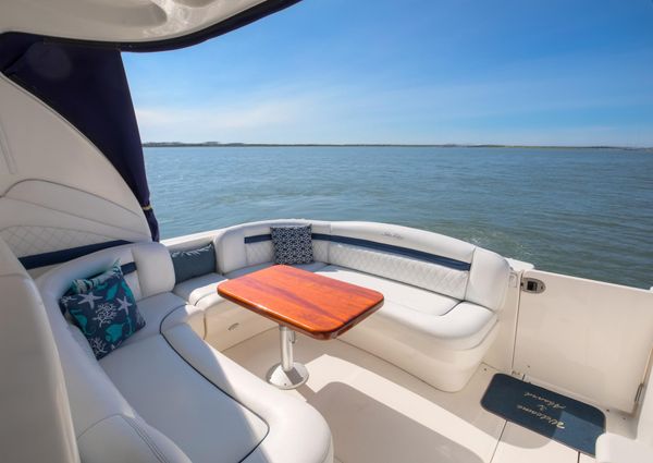 Sea Ray 390 Sundancer image