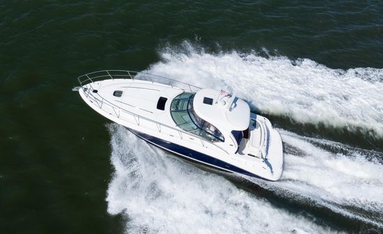 Sea Ray 390 Sundancer image