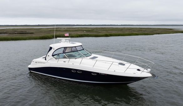 Sea Ray 390 Sundancer image