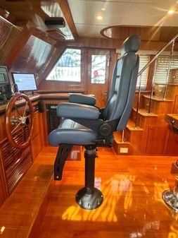 Alaskan Raised Pilothouse image