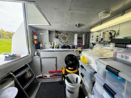 Alaskan Raised Pilothouse image