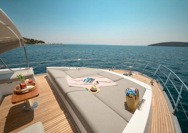 Azimut 72 Flybridge image