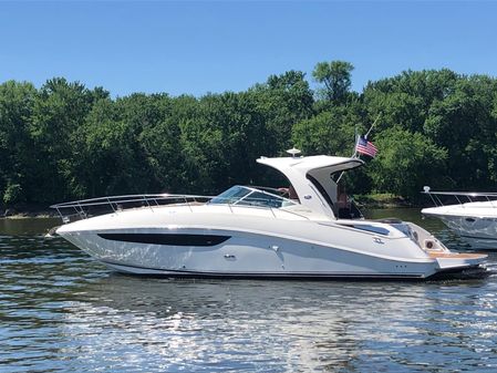 Sea Ray 370 Sundancer image