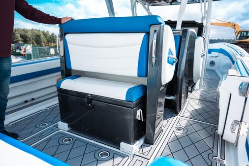 Nor-Tech 390 Sport Center Console image