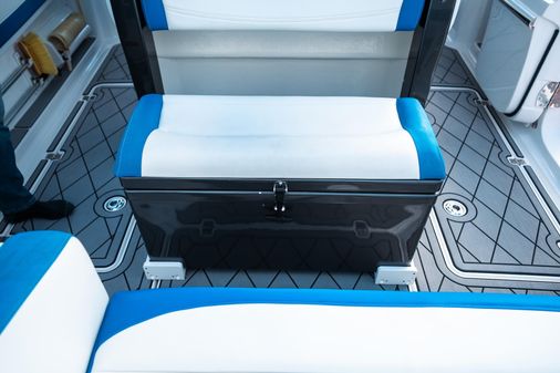 Nor-Tech 390 Sport Center Console image