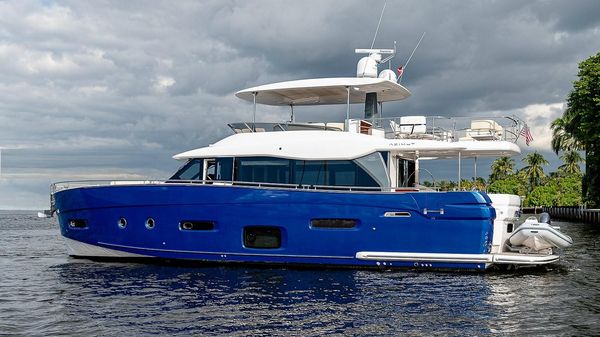 Azimut Magellano