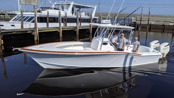 Jersey Cape 31' Center Console