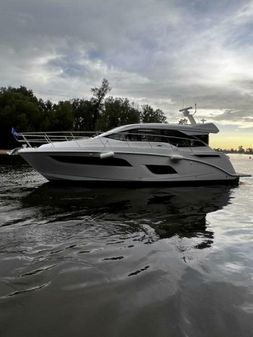 Sea Ray 460 Sundancer image