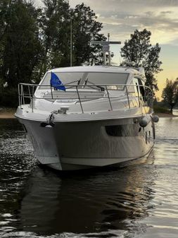 Sea Ray 460 Sundancer image