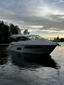 Sea Ray 460 Sundancer image