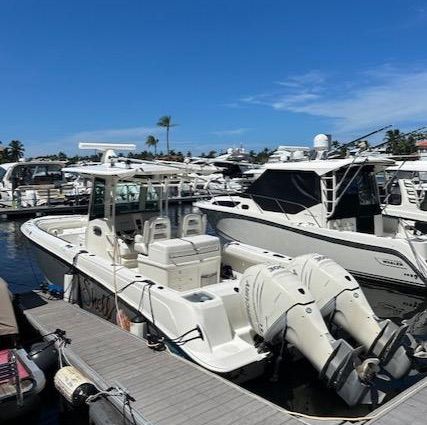 Boston Whaler 320 Outrage image