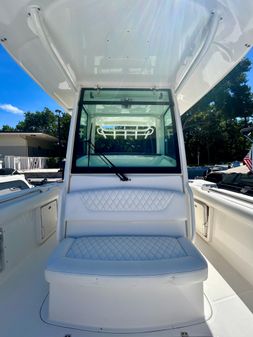 Boston Whaler 320 Outrage image