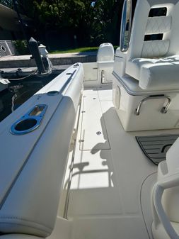 Boston Whaler 320 Outrage image