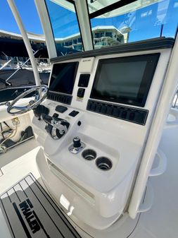 Boston Whaler 320 Outrage image