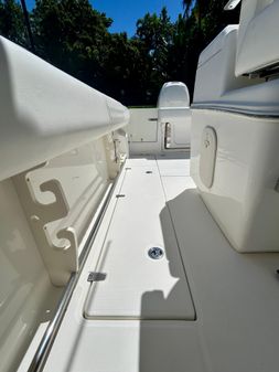 Boston Whaler 320 Outrage image