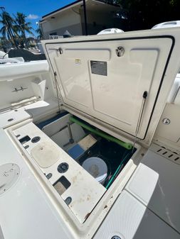 Boston Whaler 320 Outrage image