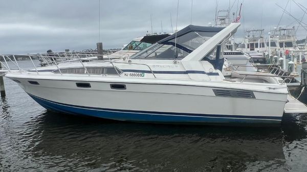 Bayliner 3250 Conquest 