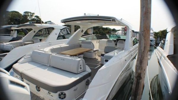 Sea Ray SLX 400 OB 