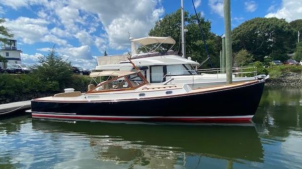 CH Marine Shelter Island Runabout