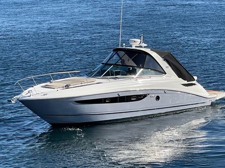 Sea Ray 350 Sundancer image